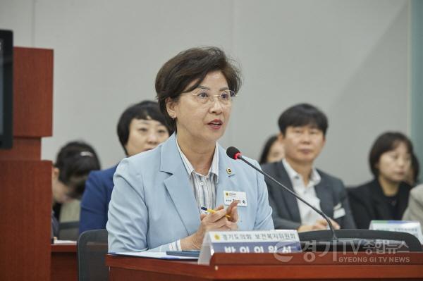 [크기변환]260904_김미숙_부의장__공공후견_통합지원체계_마련..._“후견_필요한_경기도민_적기에_지원받도록”.jpg