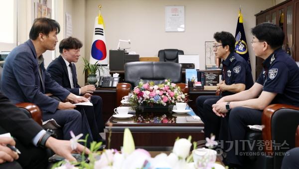 [크기변환]260904_남종섭_의장__여주_소망교도소_방문...교정·사회복귀_지원체계_점검_(2).jpg