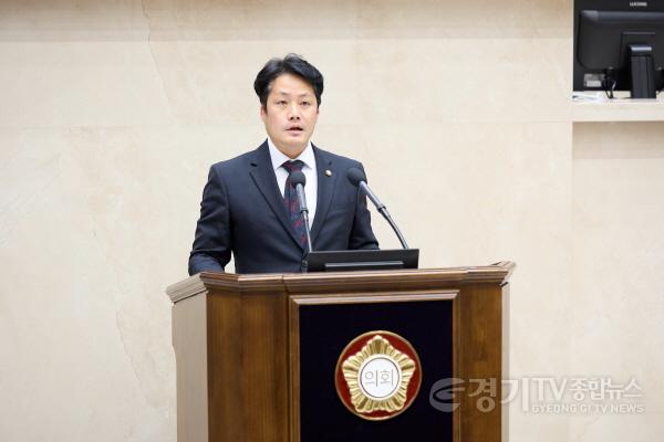 [크기변환]20260908 제306회 제1차 정례회 제2차 본회의-5분 자유발언1.이정열 의원(1).jpg