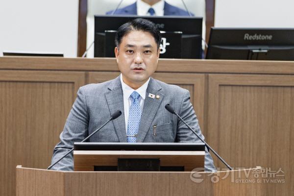 [크기변환]6.김상균 의원 시정질문 모습.jpg