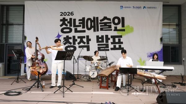 [크기변환]이미지_2026 청년예술인 창작발표 지원사업_0628_김상봉(모락) 공연.jpg