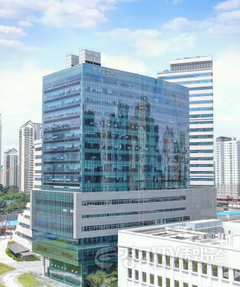 [크기변환]경기도교육청_남부청사_전경.png