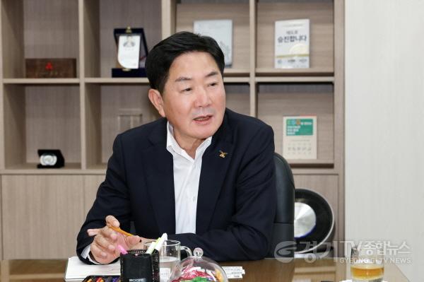 [크기변환]20260909 오산시출입기자협회인터뷰 (2).JPG