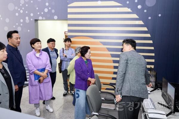 [크기변환]260910_금종례_의원__“국제교류_네트워크_활용해_경기미래교육_외연_넓혀야”_(1).jpg