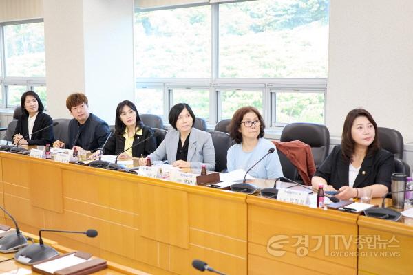 [크기변환]20260921 의원연구단체 탄소중립연구소IV, 순환경제 기반 탄소중립 정책 발전방안 간담회 개최(2).jpg