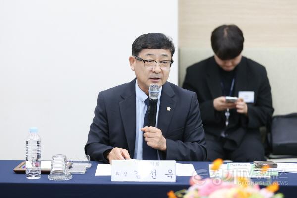 [크기변환]김선옥 시흥시의회 의장.jpg