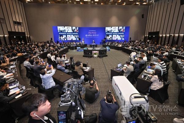 [크기변환]사진4)이재준 수원특례시장, “시민 삶의 변화로 수원 대전환 완성하겠다”.jpg