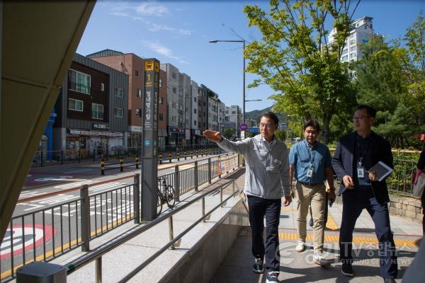 [크기변환](1006)[홍보담당관]발로 뛴 100일…최현덕 남양주시장, 광역교통·공공의료 등 현안 해결 ‘물꼬’(사진8).jpg