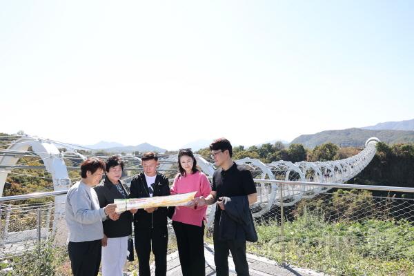 [크기변환]20261008 의원연구단체 용인문화관광이음연구회  철원군 관광 우수사례 벤치마킹(6).jpg