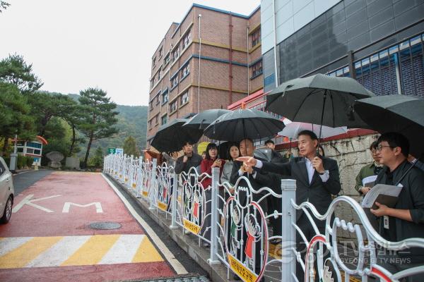 [크기변환](1013)[홍보담당관]남양주시, 진접읍서 ‘2기 현장시장실’ 첫발…시민 체감 행정 강화(사진1).jpg