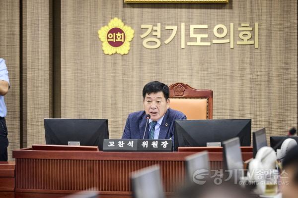 [크기변환]260909 고찬석 건설교통위원장-2.jpg