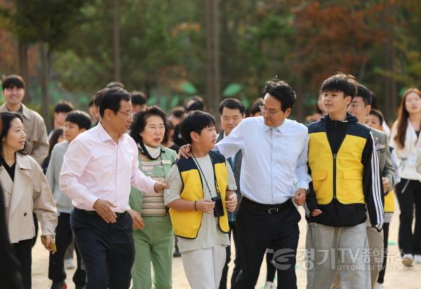 [크기변환]261015_안민석_교육감__내년_9월_하남교육지원청_신설을_목표로_차질_없이_준비해_나가겠다(홍보기획관)(사진1).JPG