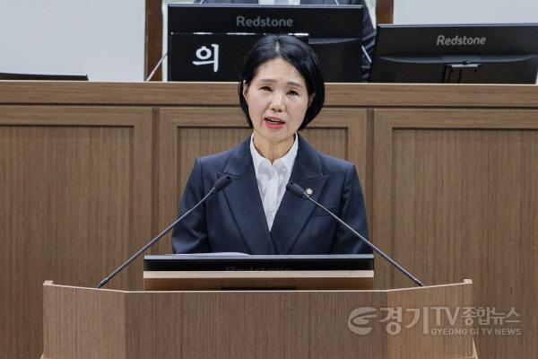 [크기변환]6.최은희의원 5분자유발언 진행 모습.jpg