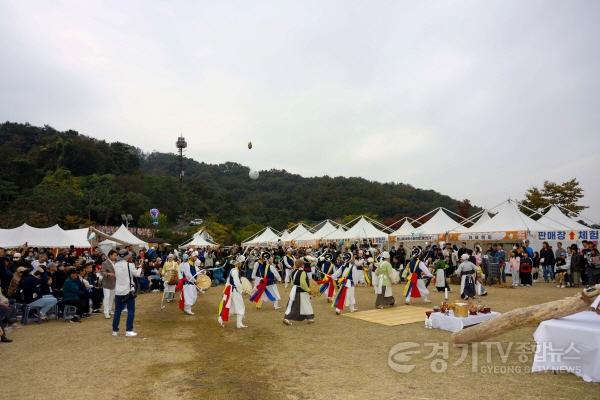 [크기변환]1 임금님 쌀밥 맛보러 복하천으로, 제25회 이천쌀문화축제 14일 개막 2.jpg
