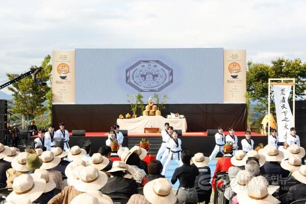 [크기변환]1 임금님 쌀밥 맛보러 복하천으로, 제25회 이천쌀문화축제 14일 개막 3.jpg