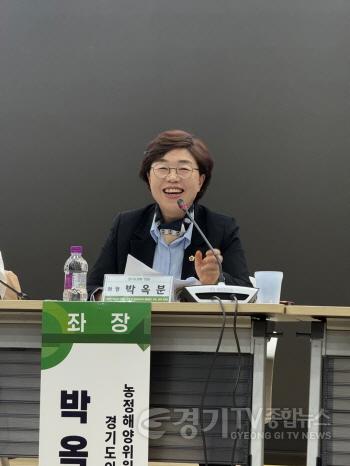 [크기변환]261019_박옥분_의원__친환경_학교급식_안정화·고교_확대_논의_이끌어_(1) (1).jpg