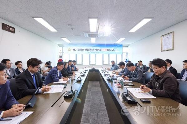 [크기변환]261022_백승기_의원__고삼저수지_SK하이닉스_오·폐수_방류_안_된다…농업용수_보호_대책_촉구_(3).jpg
