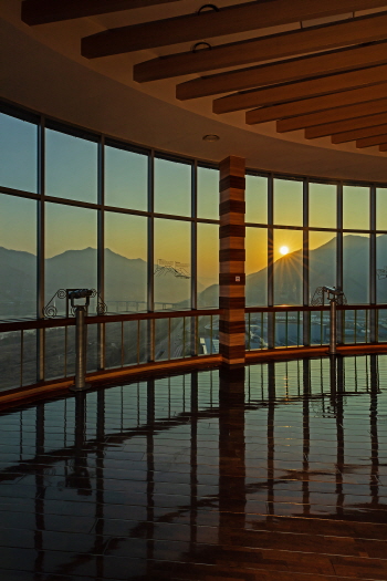 [경기티비종합뉴스] 하남시, 새해 첫 일출은 하남 유니온타워 전망대에서… 1월 1일 오전 7시 개방