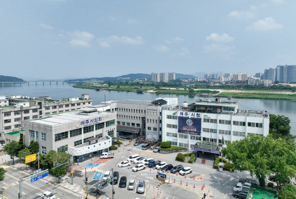 [경기티비종합뉴스] 여주시, 청렴 1번지’에서 민원 서비스 최우수상까지...     여주시, 행정 모범 도시 등극