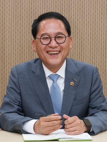 [경기티비종합뉴스] 안광률 의원, 맞벌이·한부모 가정의 돌봄 공백 메울 '아픈아동돌봄 조례' 발의한다