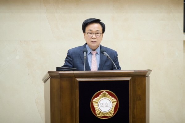 [경기티비종합뉴스]용인특례시의회 김영식 의원, “양지면 일반고 설립 로드맵 마련 촉구…반도체클러스터 공사로 인한 교통·생활 대책 시급”(5분자유발언)