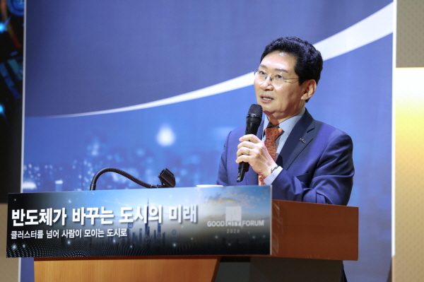 [경기티비종합뉴스] 이상일 용인특례시장, “용인 반도체 국가산단‧일반산단 가동에 필요한 전력‧용수 공급이 적기에 이뤄져야”