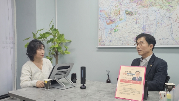 [경기티비종합뉴스] "특별 인터뷰" 경기도의회 교육행정위원회 김근용 부위원장 “교육예산은 행정 편의가 아닌 아이들의 안전을 지키는 최소한의 안전망”