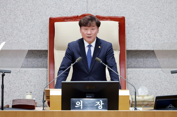 [경기티비종합뉴스] "특집" 남종섭 경기도의회 의장 “추경 어렵게 합의…이제는 협력으로 나아가야”