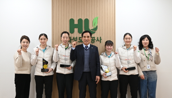 [경기티비종합뉴스] 화성도시공사 한병홍 사장, 탁구단, 국제·국내 무대 동시 석권하며 ‘탁구 명가’ 도약