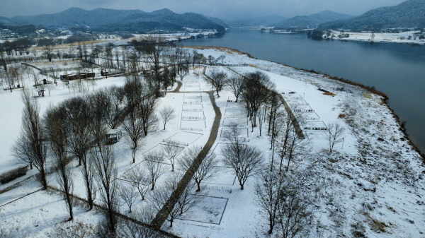 [경기티비종합뉴스] 이순열 여주세종문화관광재단 이사장 “강천섬 캠핑장, 겨울에도 머물고 싶은 공간으로”