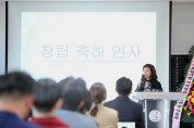 [화성시의회]  화성시장기요양기관시설협회 창립 축하   -경기티비종합뉴스-