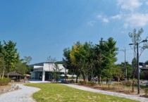 [용인특례시]   고기동 도로변 유휴지 쌈지공원으로 녹색 변신   -경기티비종합뉴스-