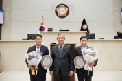 [경기티비종합뉴스] 용인특례시의회 황재욱·이진규 의원, 자랑스런 의원상 수상