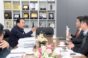 [오산시]  이권재 시장, 한강유역청장 면담  시민친화형 ‘오산천 친수공간’ 설치 협조 당부   -경기티비종합뉴스-