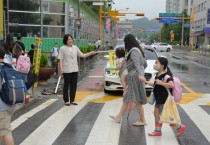 [양평군의회]  ‘군민과 함께하는 나눔 day’7월 행사, 양평초등학교 등굣길 교통지도 봉사 실시  -경기티비종합뉴스-