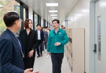 [경기티비종합뉴스] 용인특례시 이상일 시장, 5개 초·중·고 찾아 통학·교육환경 현장 점검