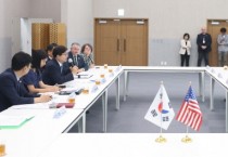 [경기도] 염태영 경제부지사, 미국 피닉스시 시장 만나 반도체 등 미래성장산업과 청년 사다리 프로그램 교류협력 확대 논의  -경기티비종합뉴스-