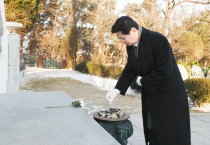 [용인특례시]  이상일 시장, 현충탑 참배로 2023년 시작   -경기티비종합뉴스-