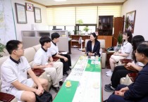 [수원특례시의회]  국미순 의원, 숙지고 학생들과 소통의 시간 가져   -경기티비종합뉴스-