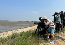 [화성시]   세계 철새의 날 맞아, "화성습지 세계자연유산으로!"  -경기티비종합뉴스-