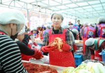 [경기티비종합뉴스]  화성시의회, 제16회 남양읍 사랑의 김장 나눔 행사에 참가..  봉사의 기쁨을 함께해