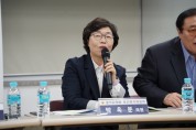 [경기티비종합뉴스]  경기도의회 박옥분 의원, 여성이 바라는 수원시 지역발전을 위한 정책토론회를 개최하여 좌장을 맡아 진행