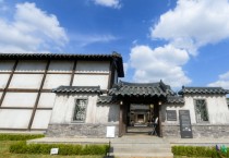 [경기티비종합뉴스]  오산시 ‘더킹:영원의군주’드라마세트장 가을 팝페라 공연