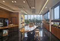 [경기티비종합뉴스] 용인특례시, 전국 최초 플라워 카페 형태 ‘죽전휴게소 로컬푸드 행복장터’ 새단장