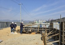 [경기티비종합뉴스] 이천시, 산업재해 예방 앞장서는 이천시, 백사면 공사현장 안전 합동점검 실시