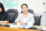 [경기티비종합뉴스] 용인특례시의회 의원연구단체 '용인특례시 지방의회 AI 연구모임' 의정활동 위한 생성형 AI 활용 특강 개최