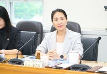 [경기티비종합뉴스] 용인특례시의회 의원연구단체 '용인특례시 지방의회 AI 연구모임' 의정활동 위한 생성형 AI 활용 특강 개최