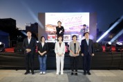 [경기티비종합뉴스] 수원특례시의회, 남문시장 ‘락성연·불취무귀 야시장’ 찾아 시민들과 소통