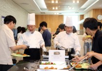 [경기티비종합뉴스] 수원특례시의회, 복날 맞아 직원 격려 나서
