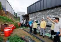 [경기티비종합뉴스] 이계철 화성특례시의장, 장안면 옹벽 붕괴 현장 점검…"추가 붕괴 방지·주민 안전 확보 최우선"